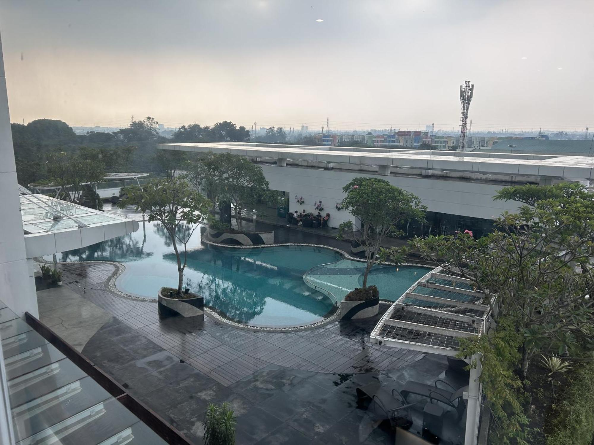 U Residence 2 Studio Apartment Pool View Tangerang Eksteriør billede