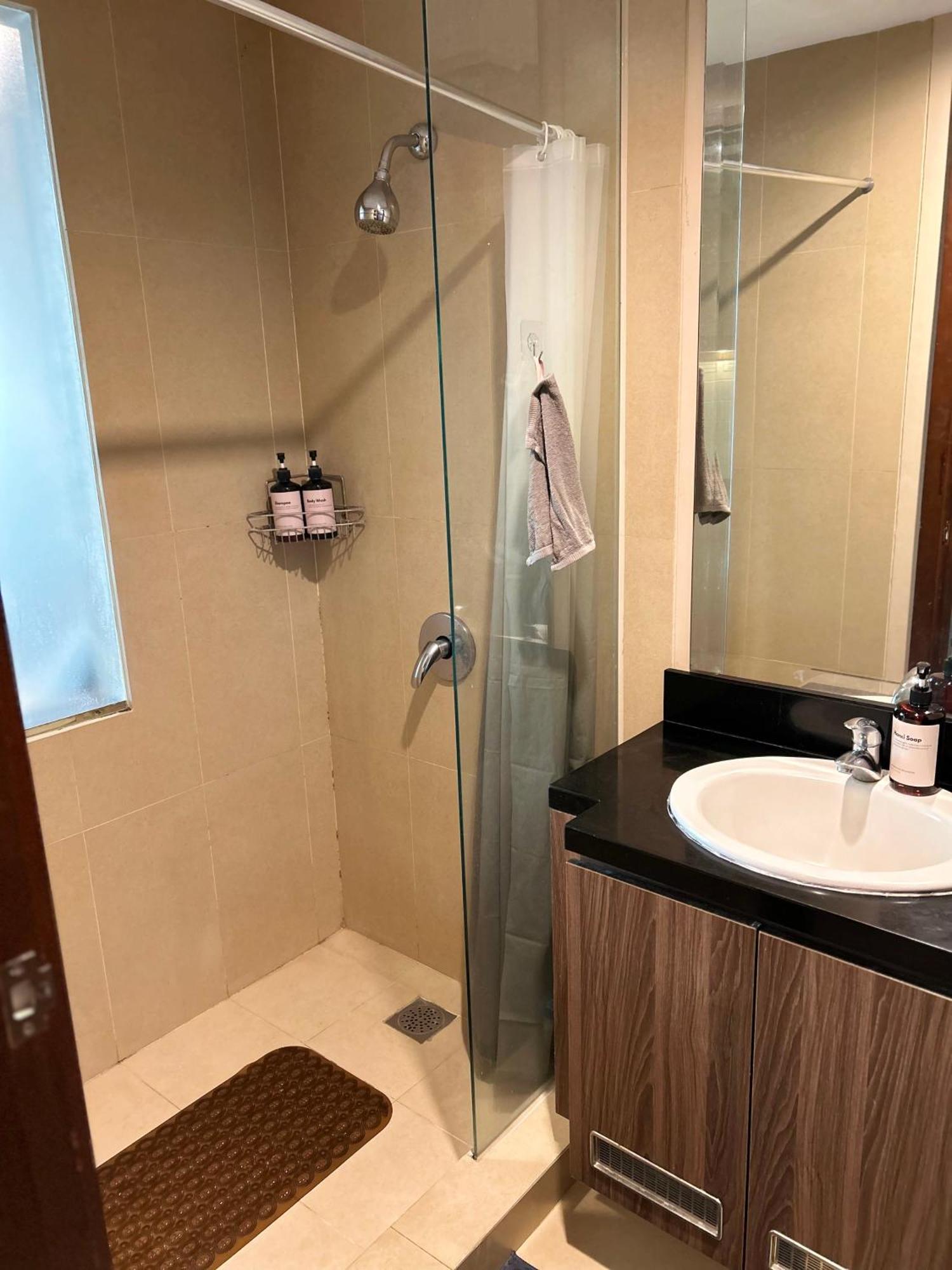 U Residence 2 Studio Apartment Pool View Tangerang Eksteriør billede